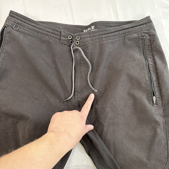 Roark Jogger Pants Men’s 38 Black Zip Drawstring Adjustable Active Gym - Picture 4 of 7